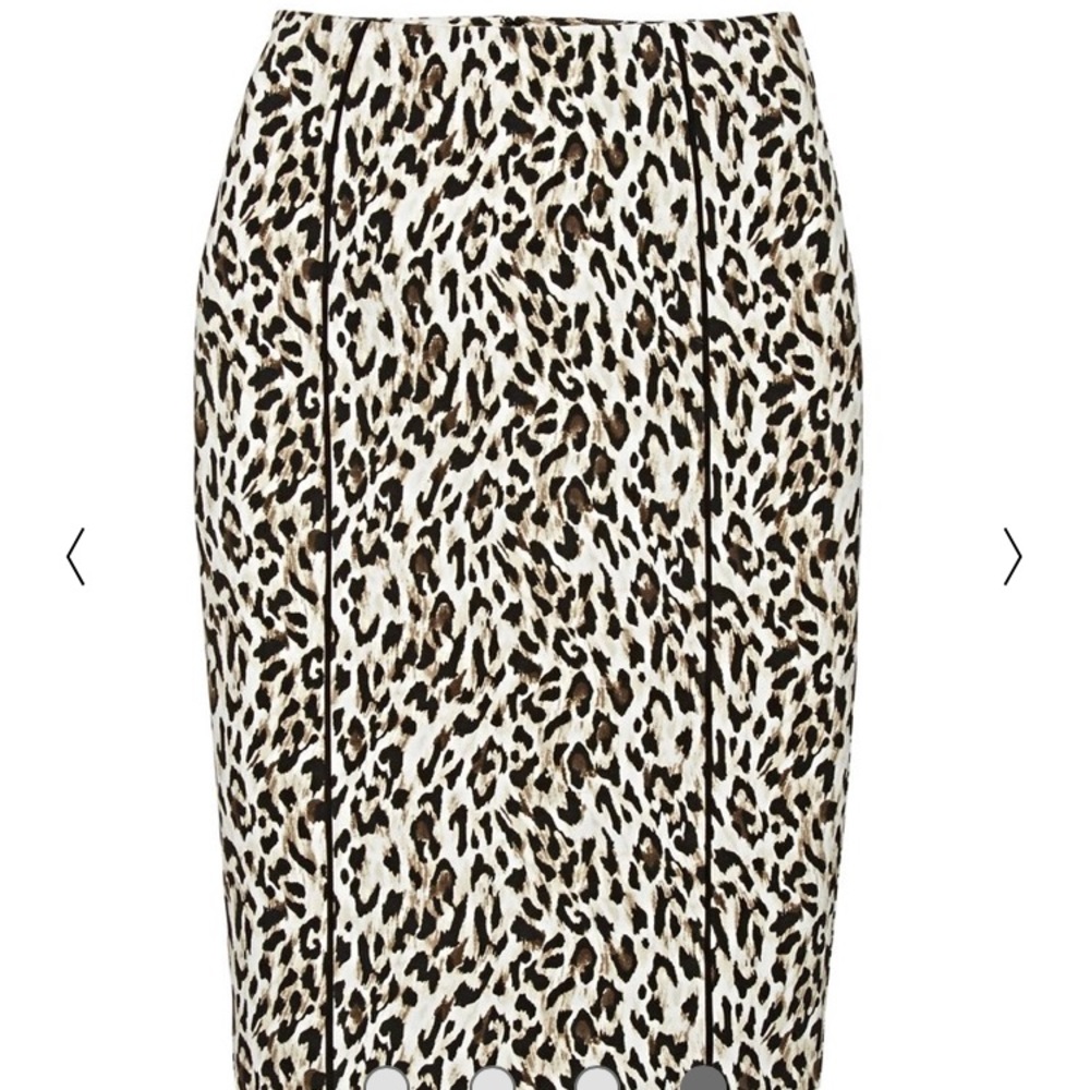 🖤WHITE HOUSE BLACK MARKET🖤 LEOPARD PENCIL SKIRT